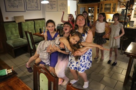 12. Tohle jsou největší "držáci". Holky byly fantastické.